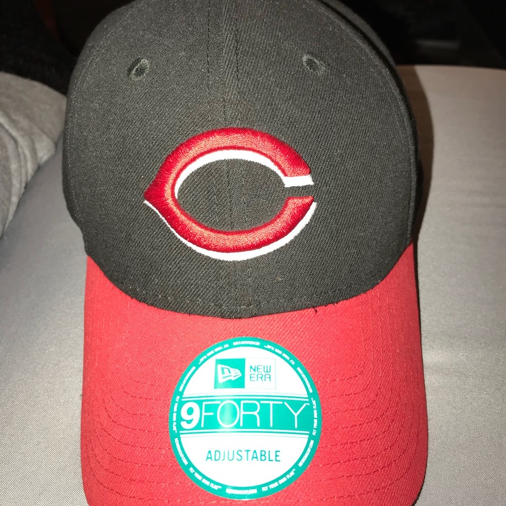 Reds baseball hat (New Era)